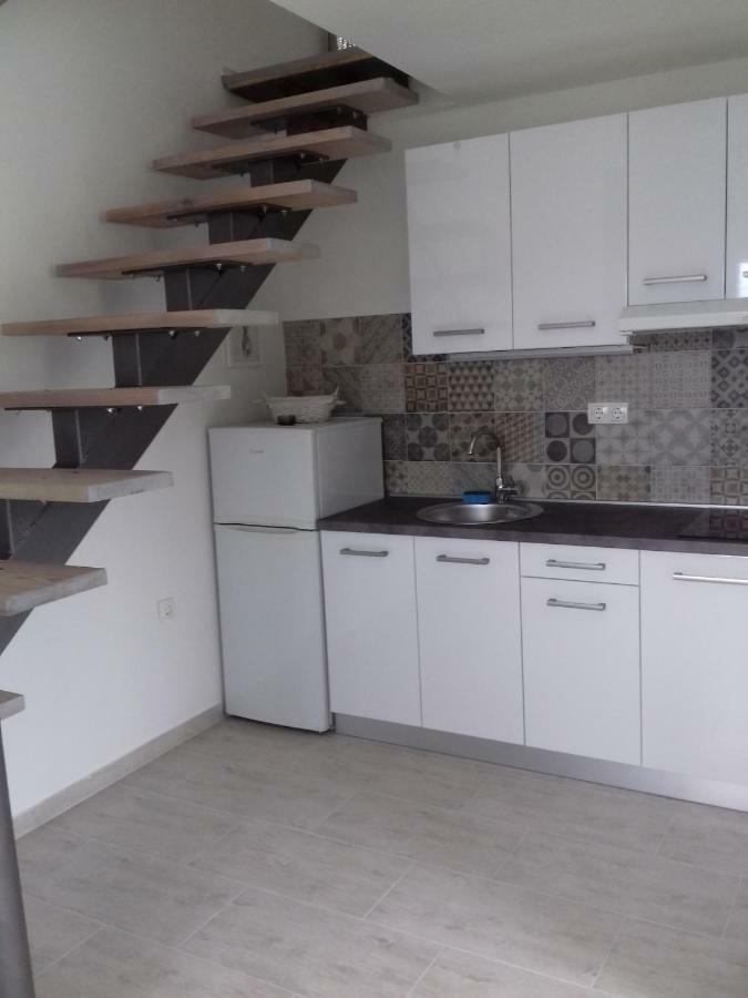 Apartman Nena Slatine Exterior photo