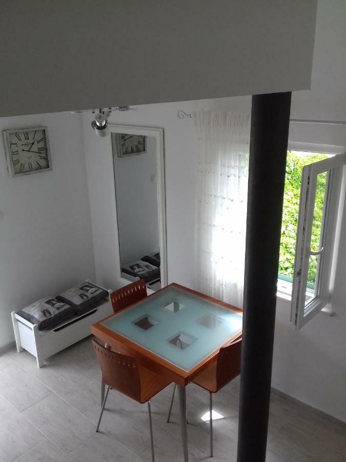 Apartman Nena Slatine Exterior photo