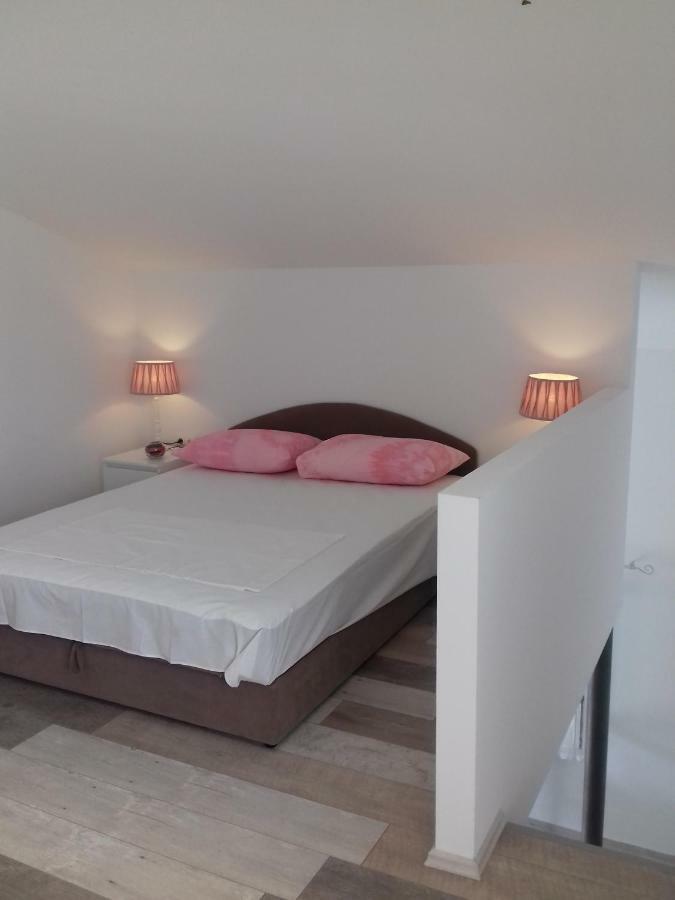 Apartman Nena Slatine Exterior photo