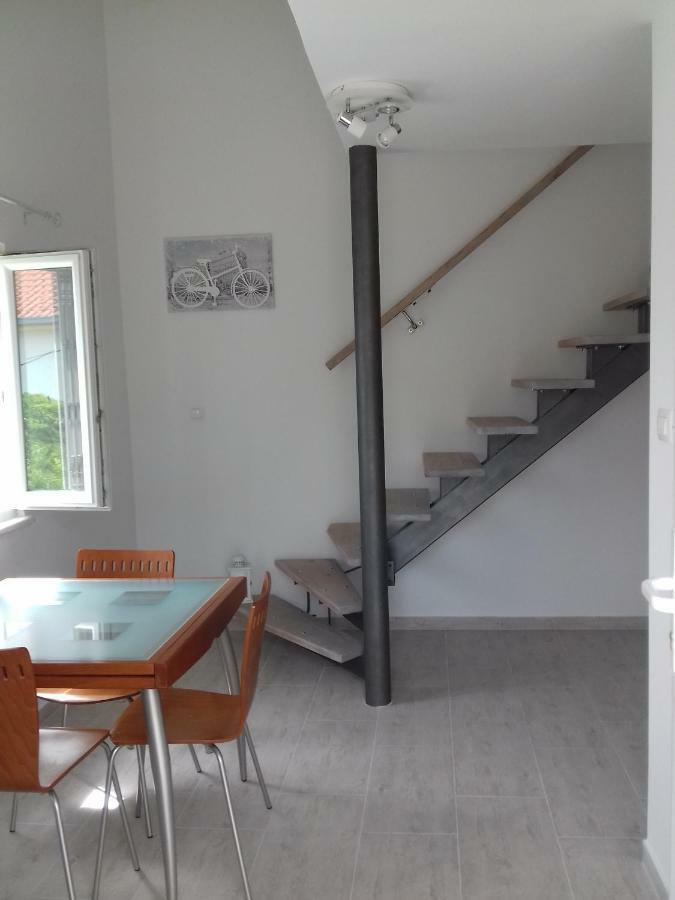 Apartman Nena Slatine Exterior photo