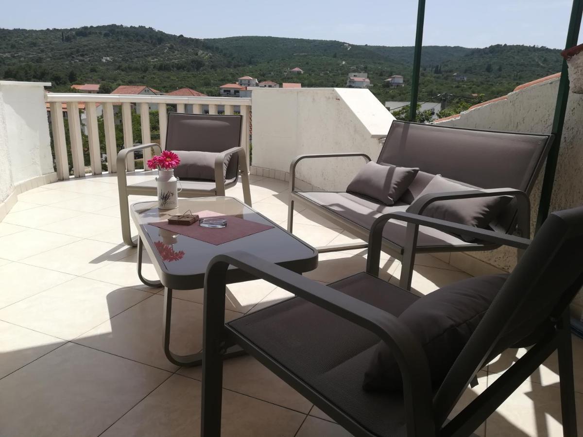 Apartman Nena Slatine Exterior photo
